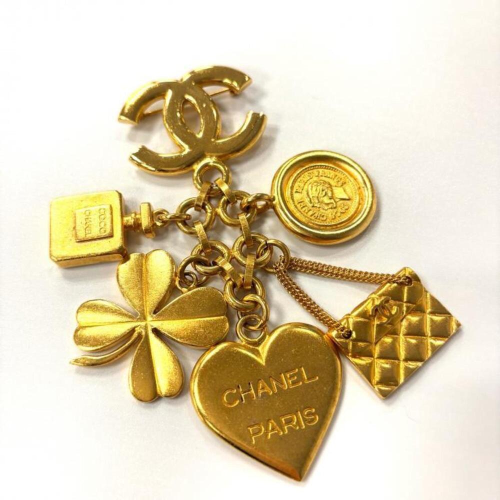CHANEL Vintage Gold Logo Brooch - Picture 2 of 8
